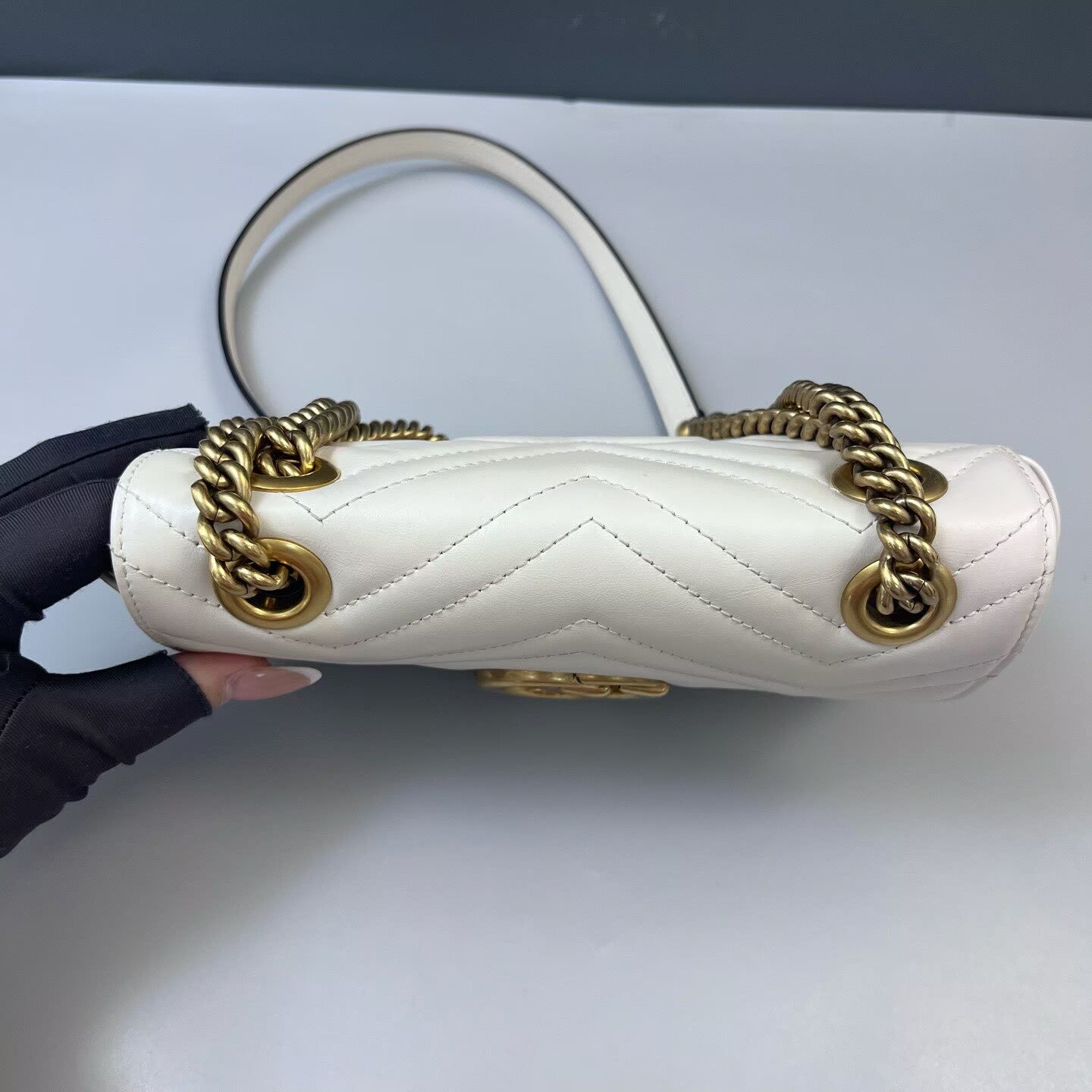Gucci - GG Marmont Matelassé Shoulder Bag - Leather - White - (small)