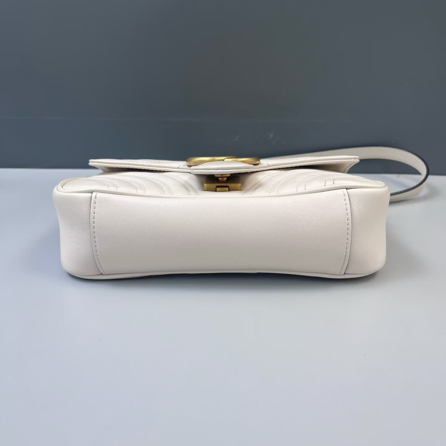 Gucci - GG Marmont Matelassé Shoulder Bag - Leather - White - (small)
