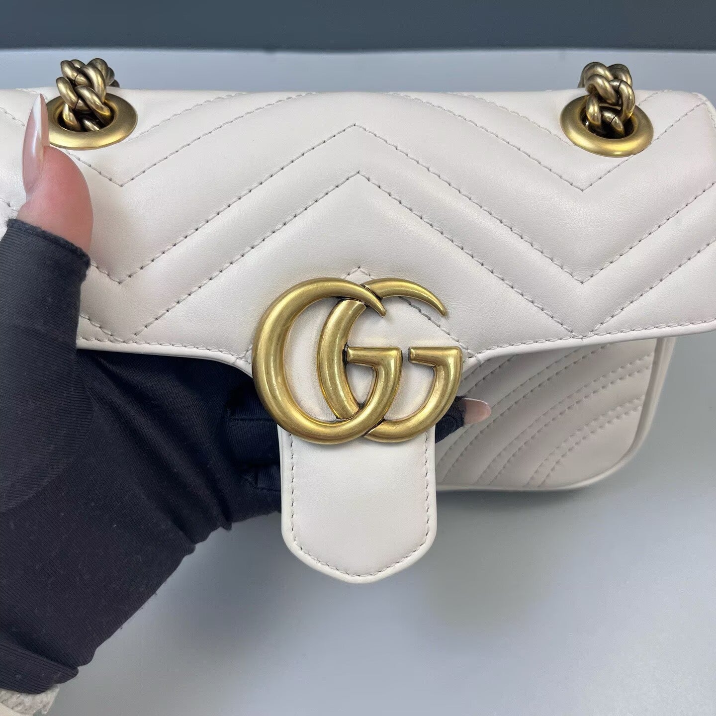Gucci - GG Marmont Matelassé Shoulder Bag - Leather - White - (small)