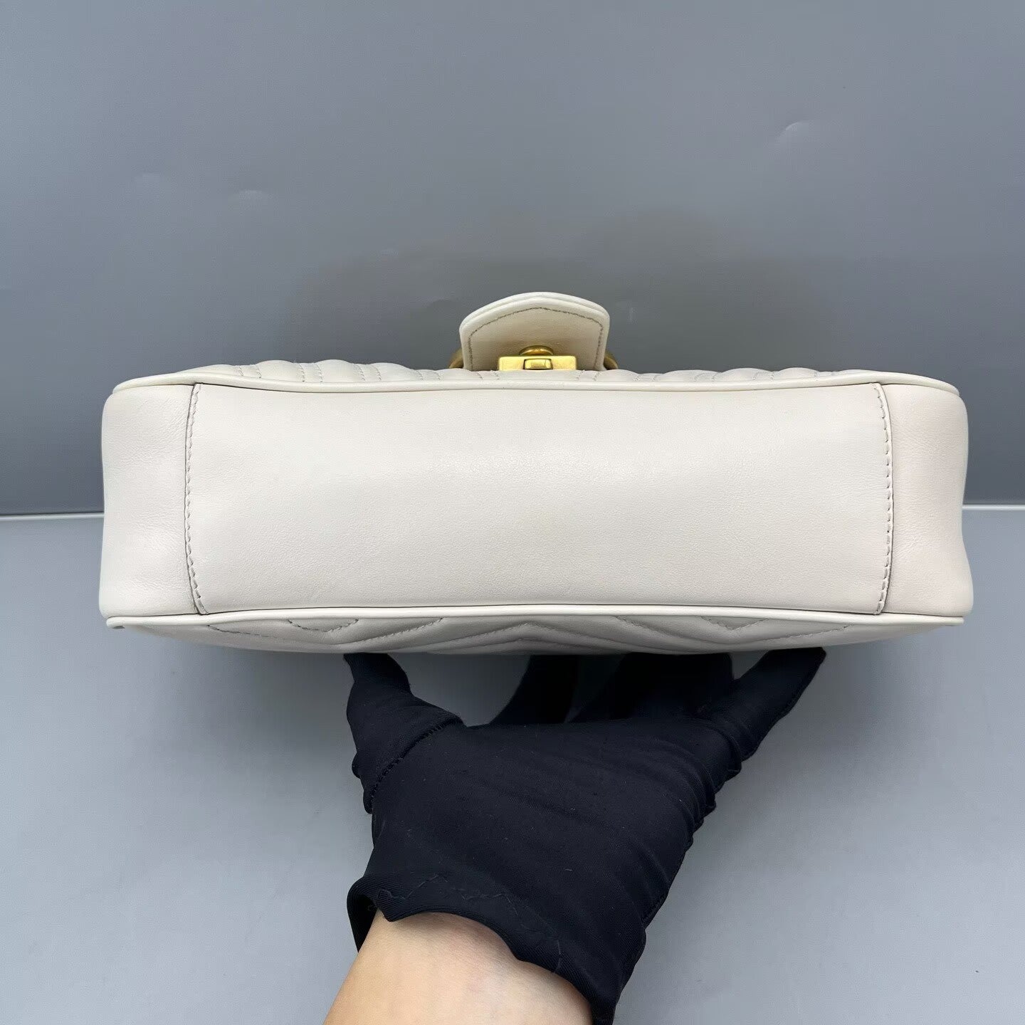 Gucci - GG Marmont Matelassé Shoulder Bag - Leather - White - (small)