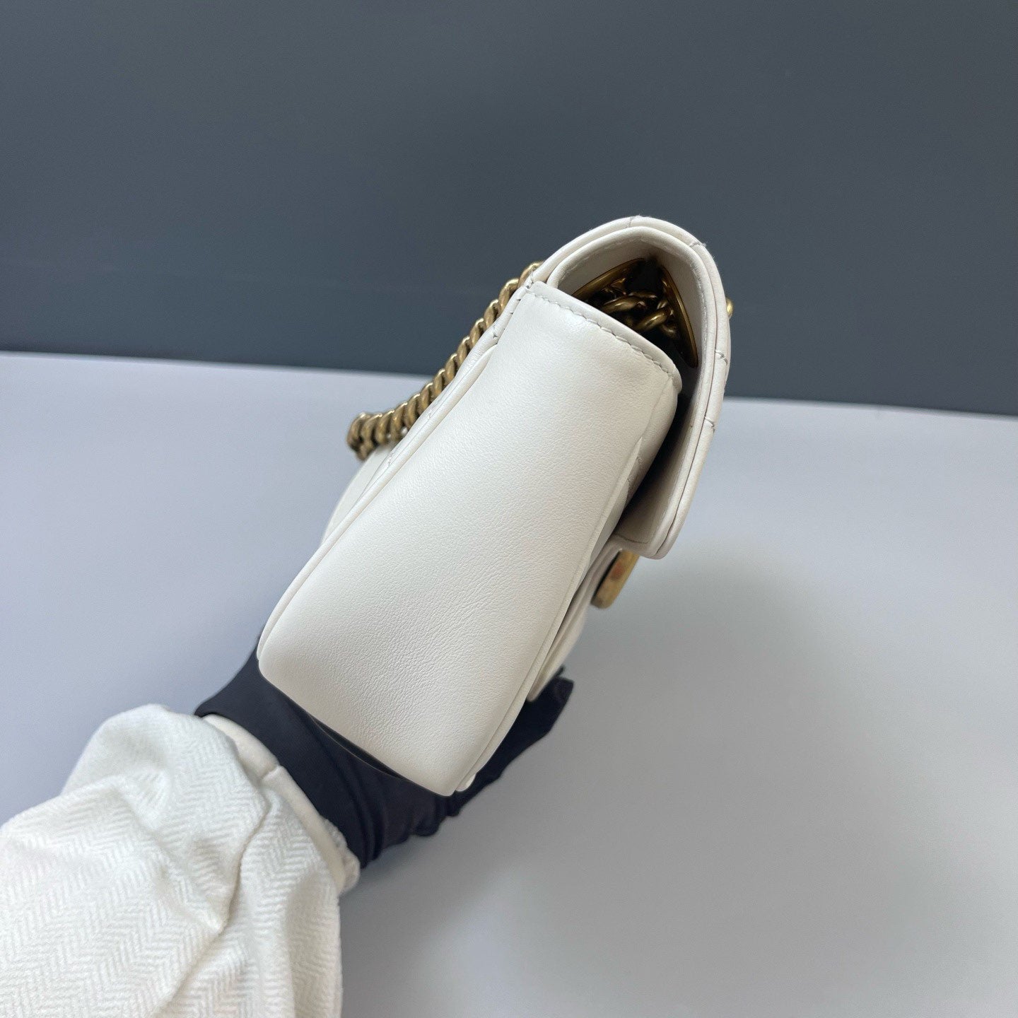 Gucci - GG Marmont Matelassé Shoulder Bag - Leather - White - (small)