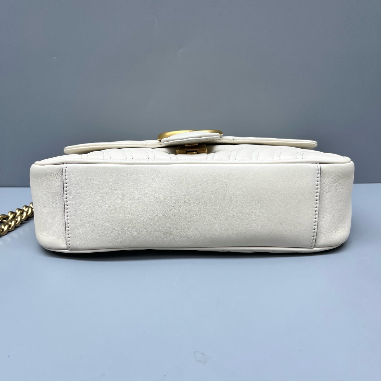 Gucci - GG Marmont Matelassé Shoulder Bag - Leather - White with Gold-Tone Hardware - (medium)