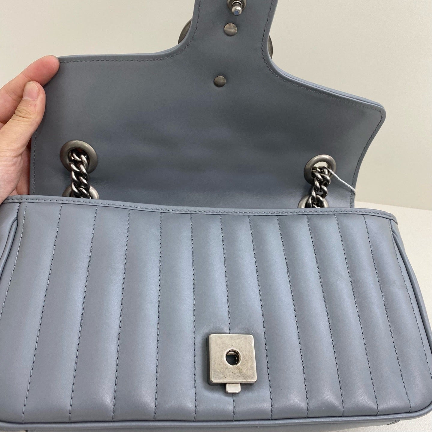Gucci - GG Marmont Matelassé Shoulder Bag - Matelassé leather - Pale Blue - (Medium)