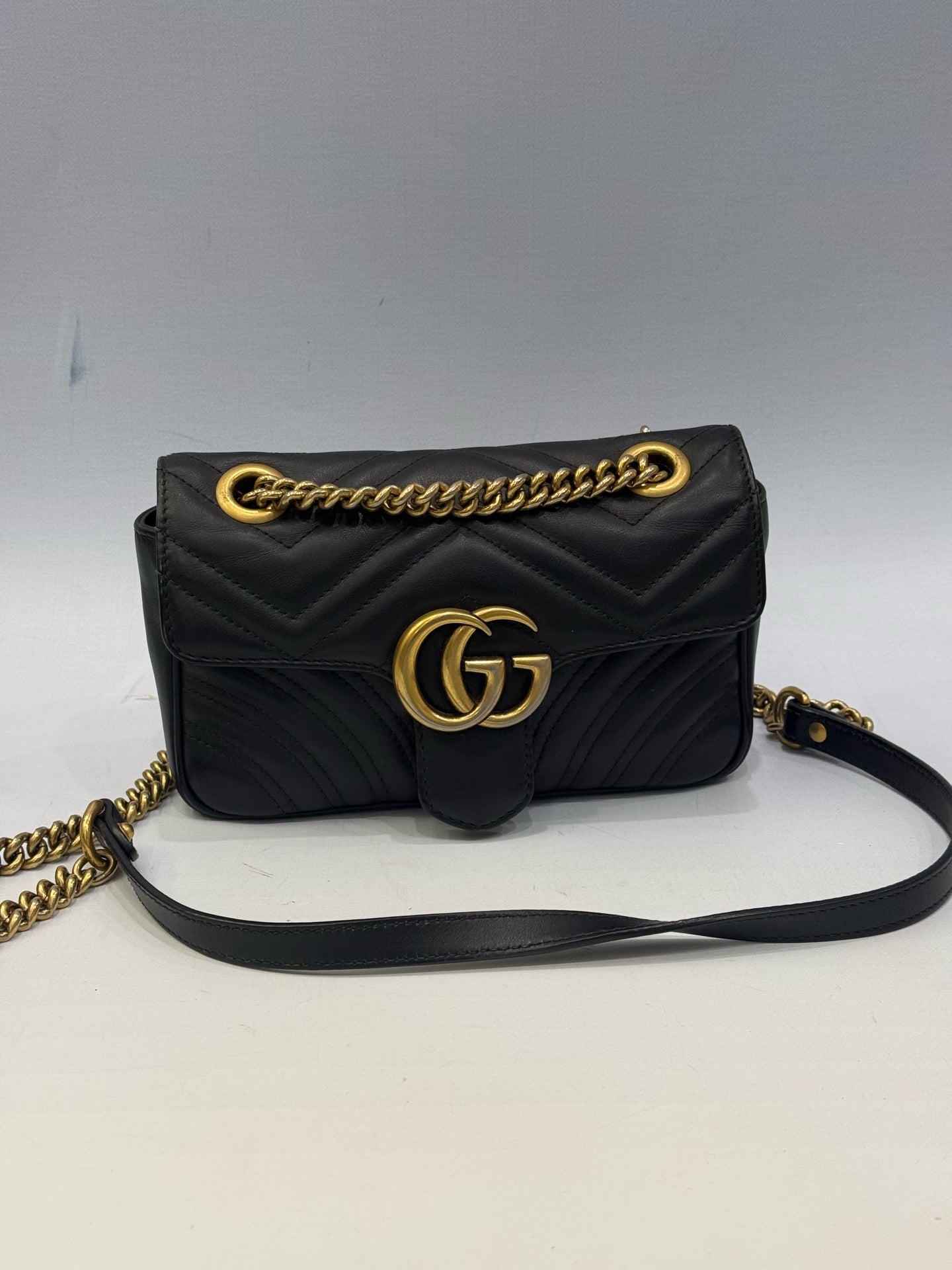 Gucci - GG Marmont Matelassé Small Shoulder Bag - Leather - Black - (mini)