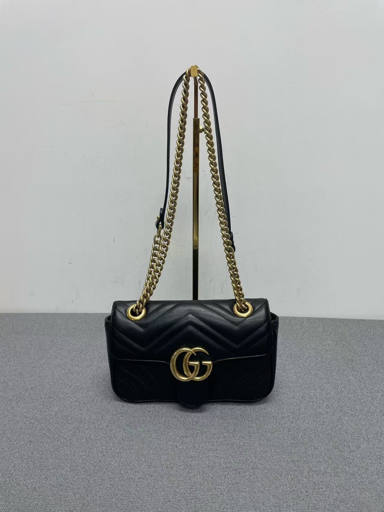 Gucci - GG Marmont Matelassé Small Shoulder Bag - Leather - Black with Gold-Tone Hardware - (Small)