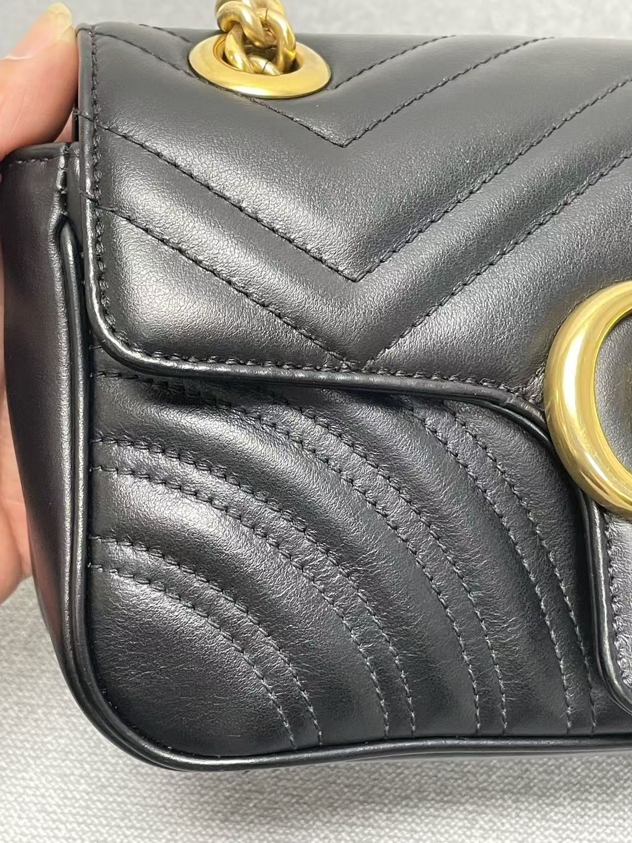 Gucci - GG Marmont Matelassé Small Shoulder Bag - Leather - Black with Gold-Tone Hardware - (Small)