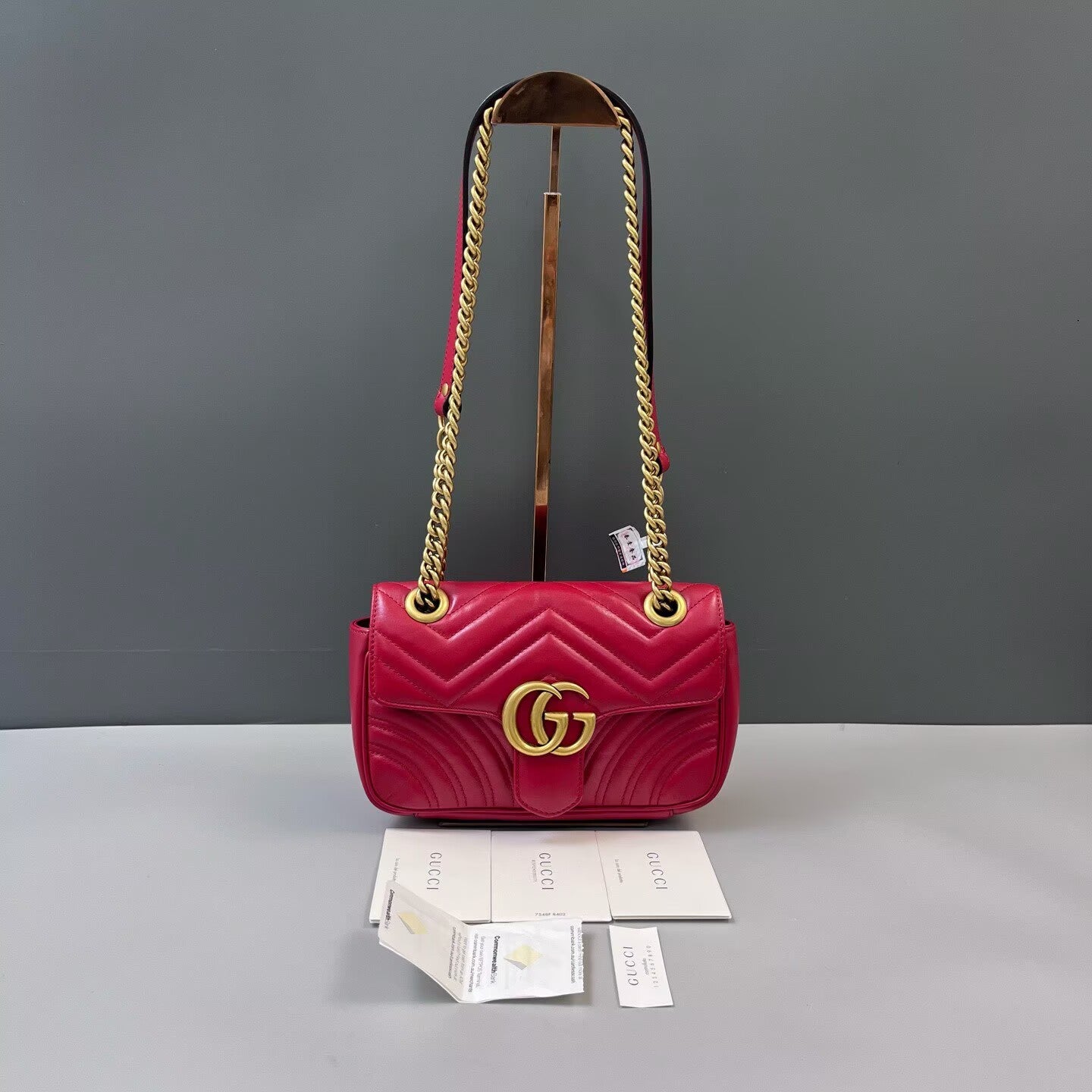 Gucci - GG Marmont Matelassé Small Shoulder Bag - Leather - Red with Gold-Tone Hardware - (small)