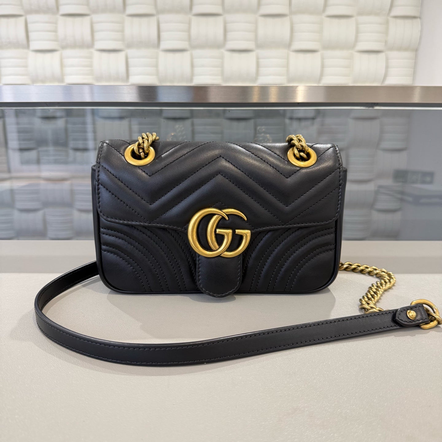 Gucci - GG Marmont Matelassé Small Shoulder Bag - Matelassé leather - Black - (Small)