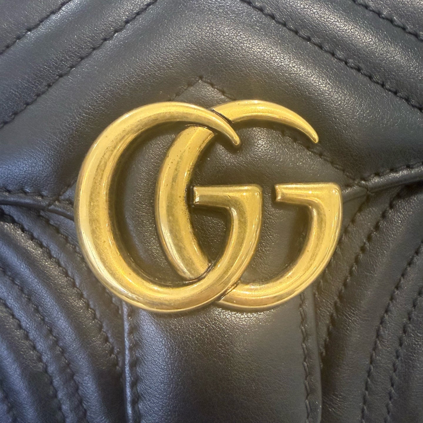 Gucci - GG Marmont Matelassé Small Shoulder Bag - Matelassé leather - Black - (Small)
