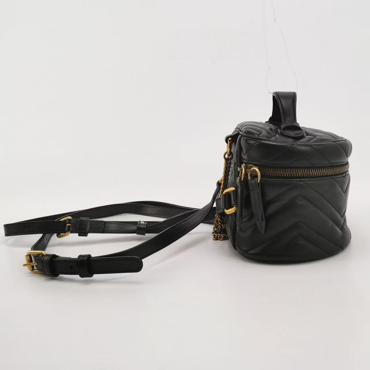 Gucci - GG Marmont Matelassé Vanity Case Backpack - Calfskin leather - Black - (mini)