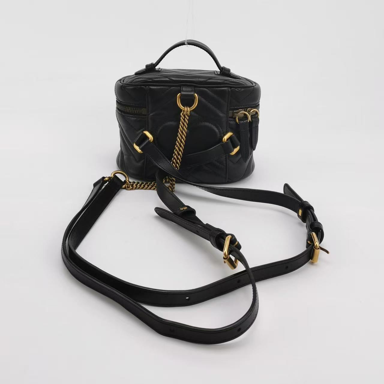 Gucci - GG Marmont Matelassé Vanity Case Backpack - Calfskin leather - Black - (mini)