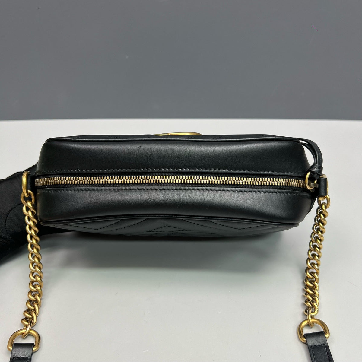 Gucci - GG Marmont Medium - Leather - Black - (Medium)