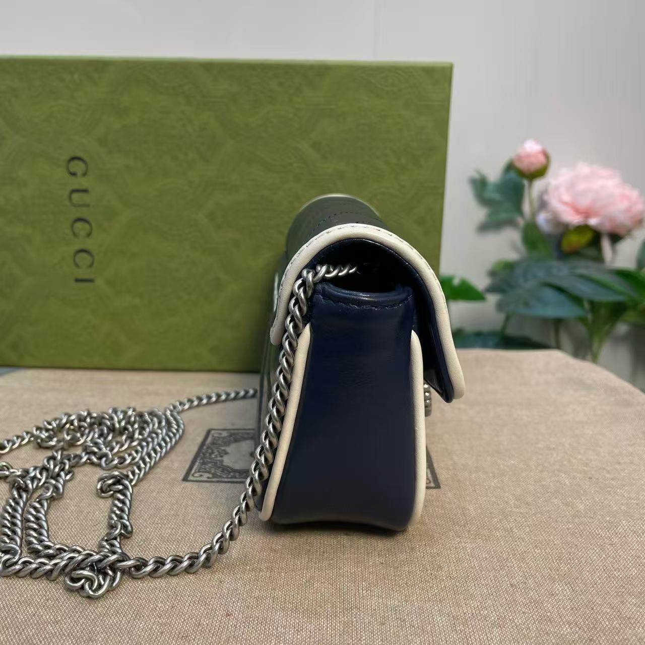 Gucci - GG Marmont Mini Chain Bag - Matelassé leather - Navy with White Trim - (Mini)