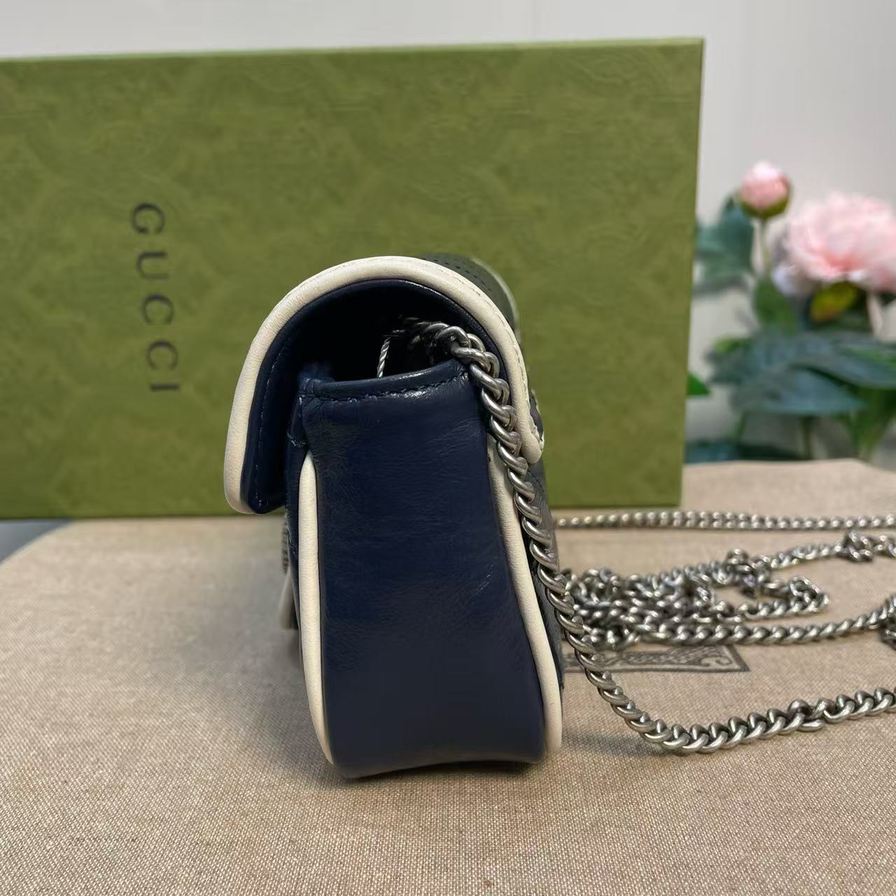 Gucci - GG Marmont Mini Chain Bag - Matelassé leather - Navy with White Trim - (Mini)
