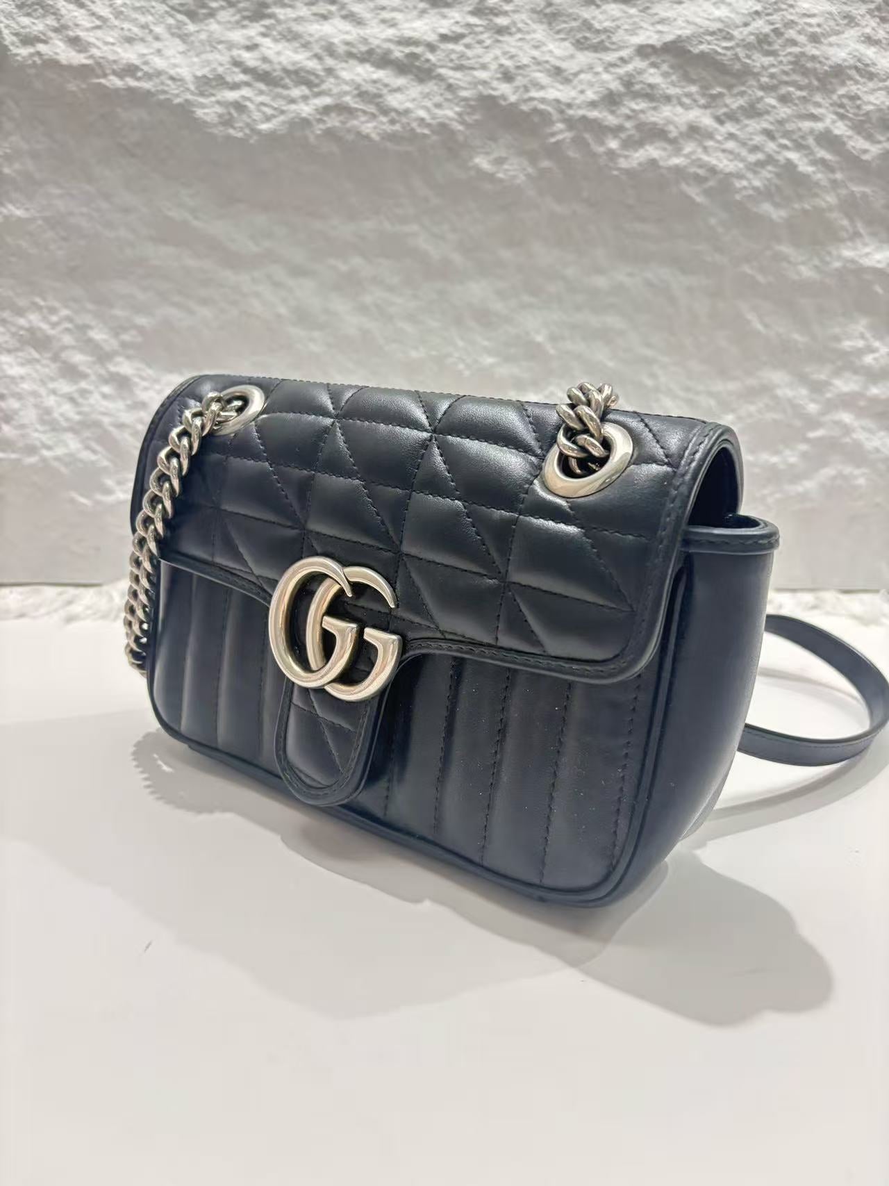 Gucci - GG Marmont Mini Flap Bag - Leather - Black - (Mini)