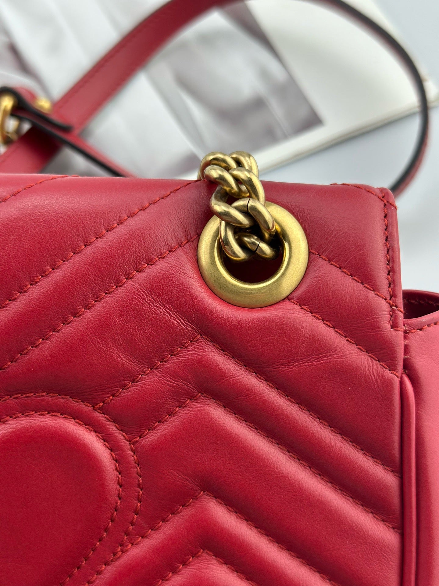 Gucci - GG Marmont Mini Shoulder Bag - Matelassé leather - Red with Antique Gold-Tone Hardware - (mini)