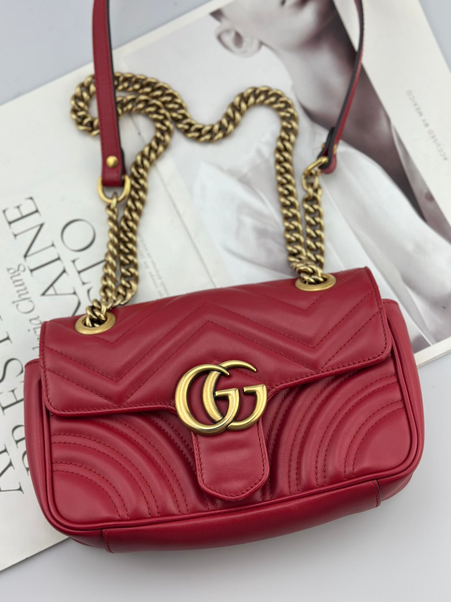 Gucci - GG Marmont Mini Shoulder Bag - Matelassé leather - Red with Antique Gold-Tone Hardware - (mini)