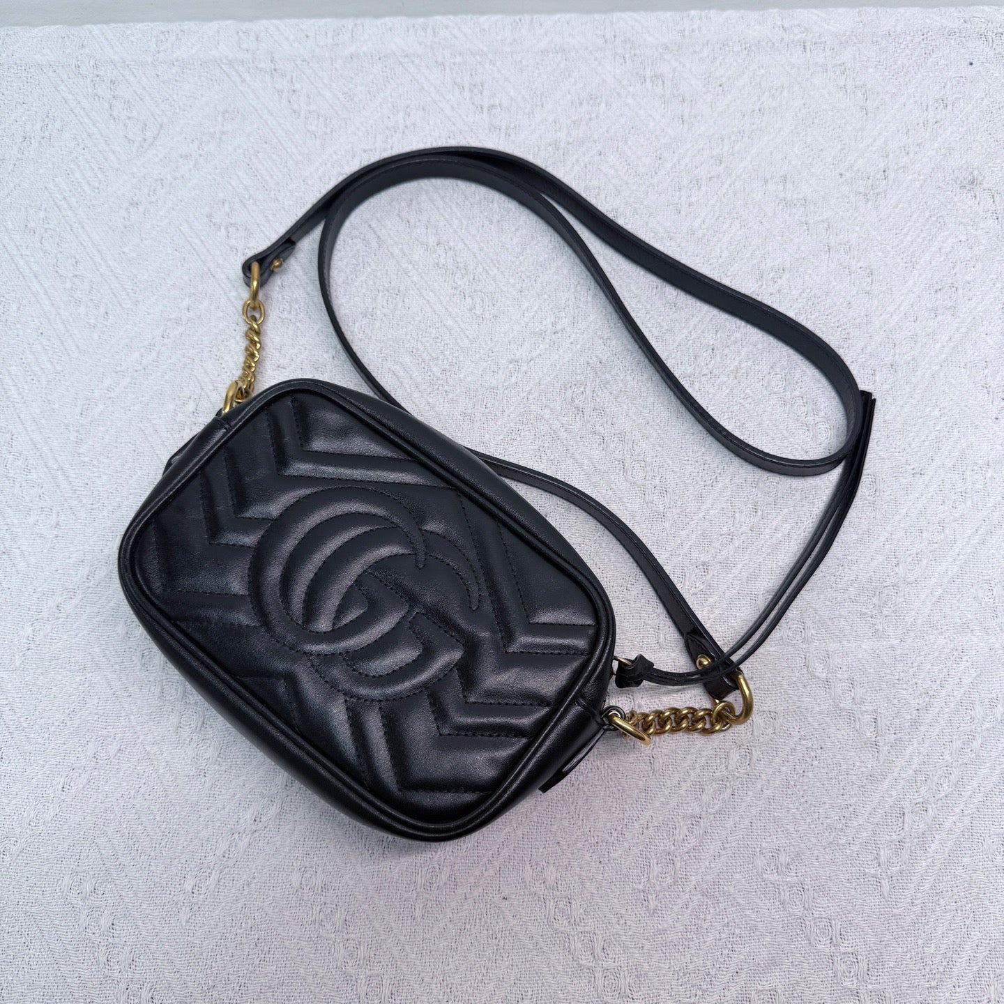 Gucci - GG Marmont Small Chain Bag - Cowhide leather - Black - (Small)