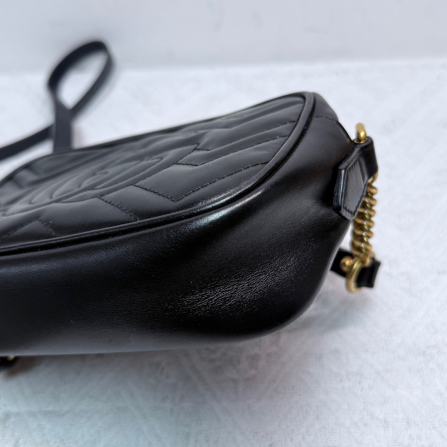 Gucci - GG Marmont Small Chain Bag - Cowhide leather - Black - (Small)