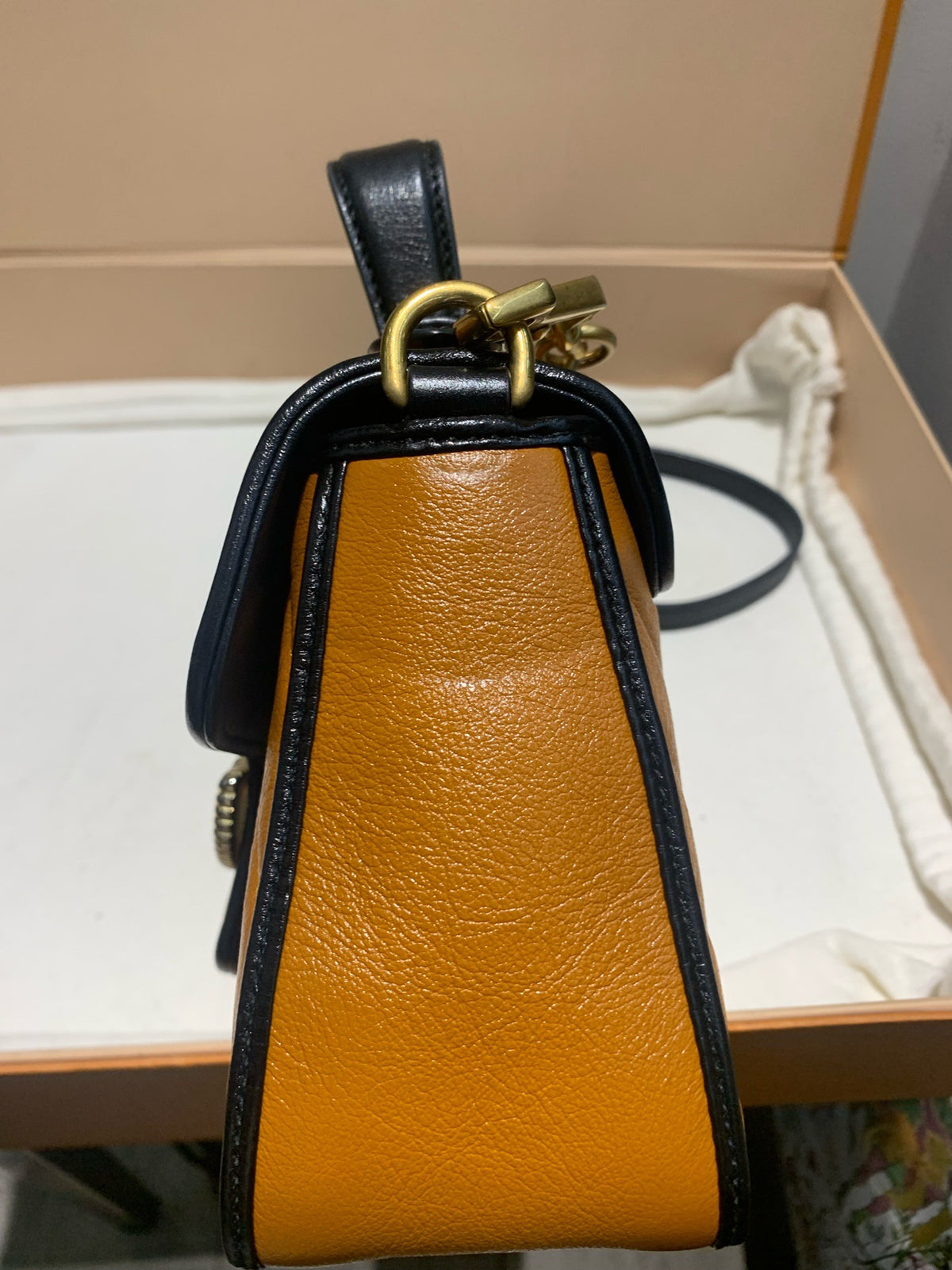 Gucci - GG Marmont Small - Leather - Brown - (small)