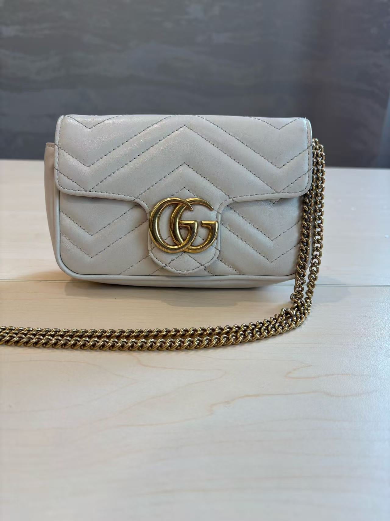 Gucci - GG Marmont Super Mini Handbag - Matelassé leather - Beige - (mini)