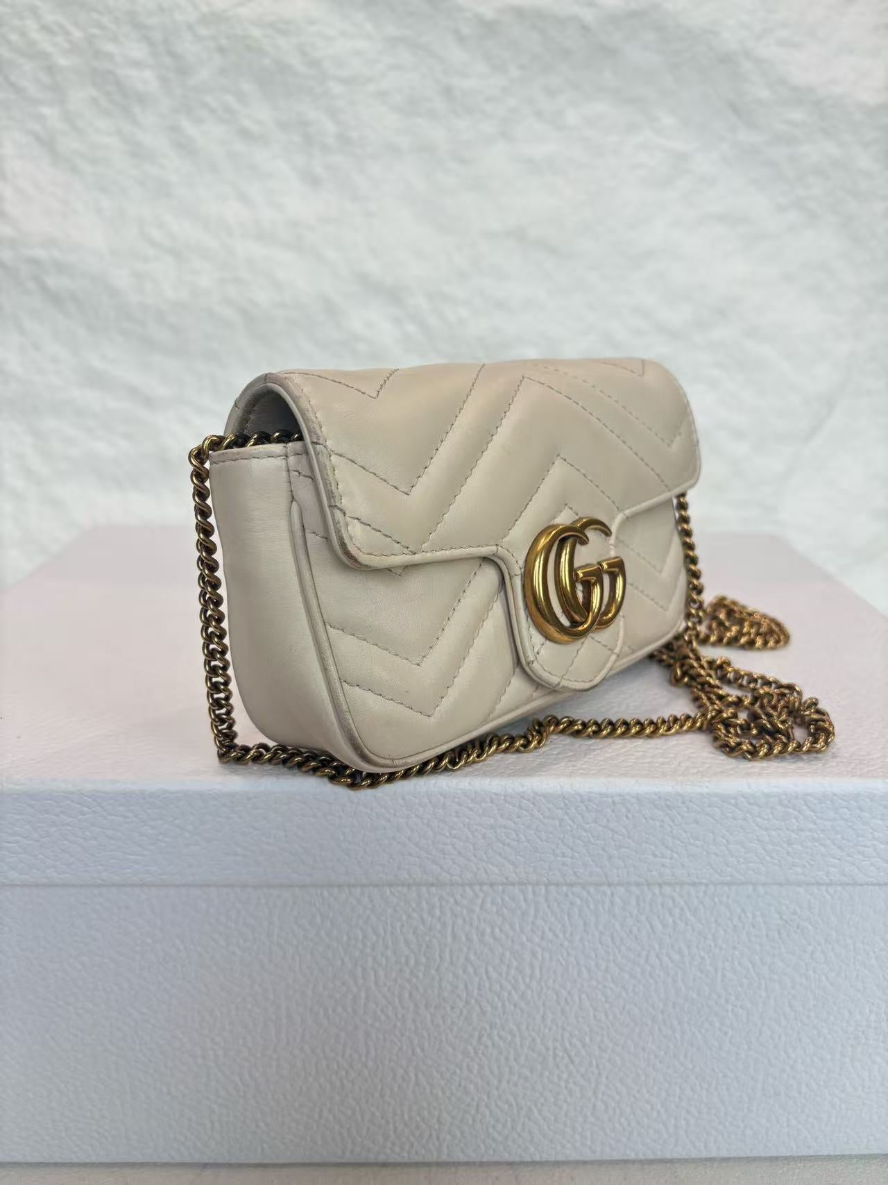 Gucci - GG Marmont Super Mini - Matelassé leather - Beige - (mini)