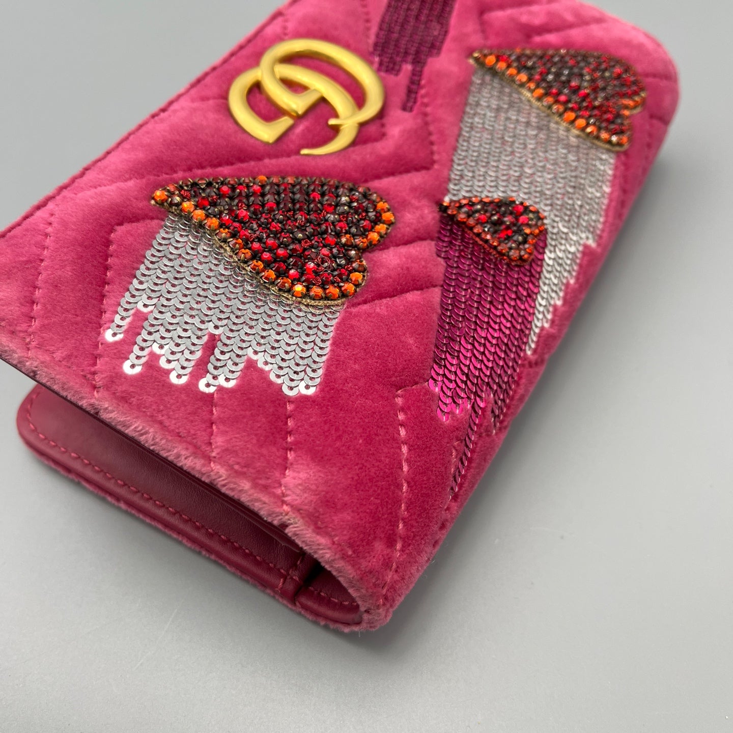 Gucci - GG Marmont Velvet Wallet on Chain with Crystal and Sequin Embellishments - Velvet and Leather - Pink - (mini)