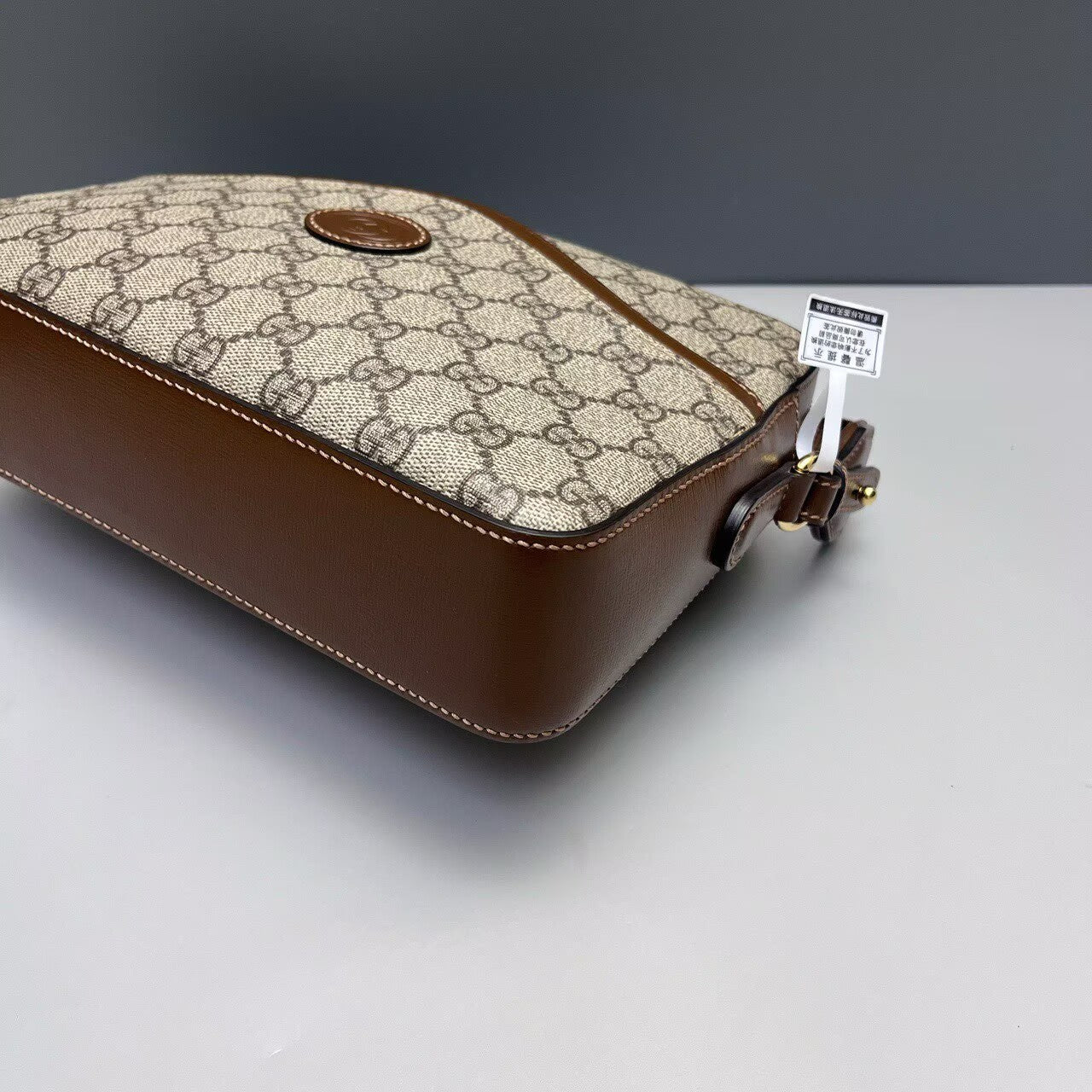 Gucci - GG Retro Series Messenger Crossbody Bag - GG Supreme canvas with leather trim - Beige and Brown - (Small)