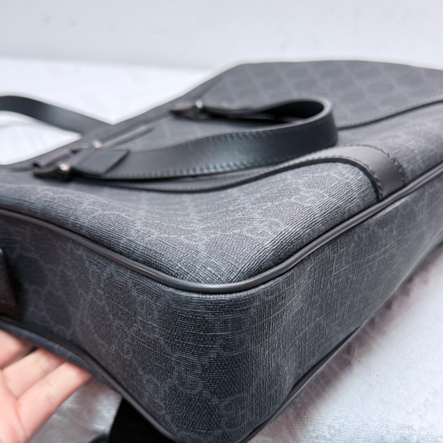 Gucci - GG Supreme Briefcase - GG Supreme canvas with leather trim - Black - (medium)