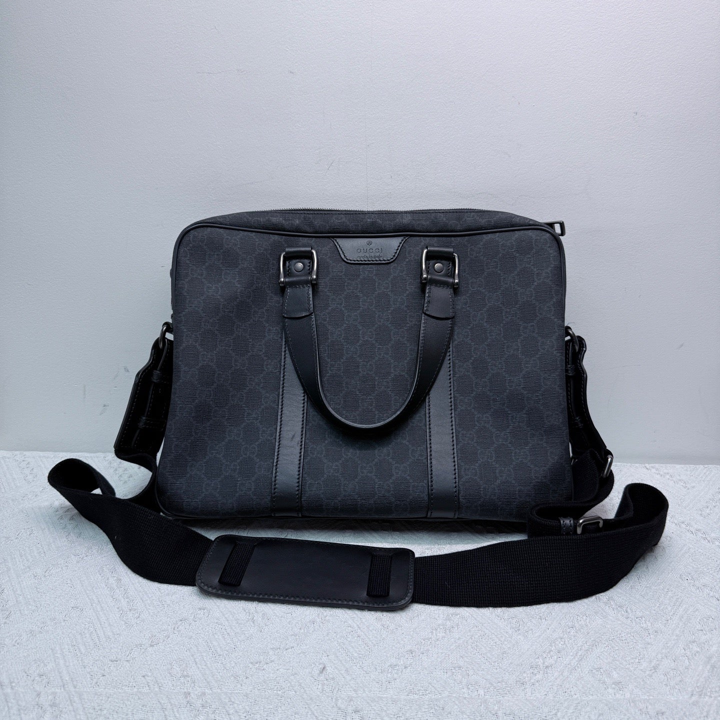 Gucci - GG Supreme Briefcase - GG Supreme canvas with leather trim - Black - (medium)