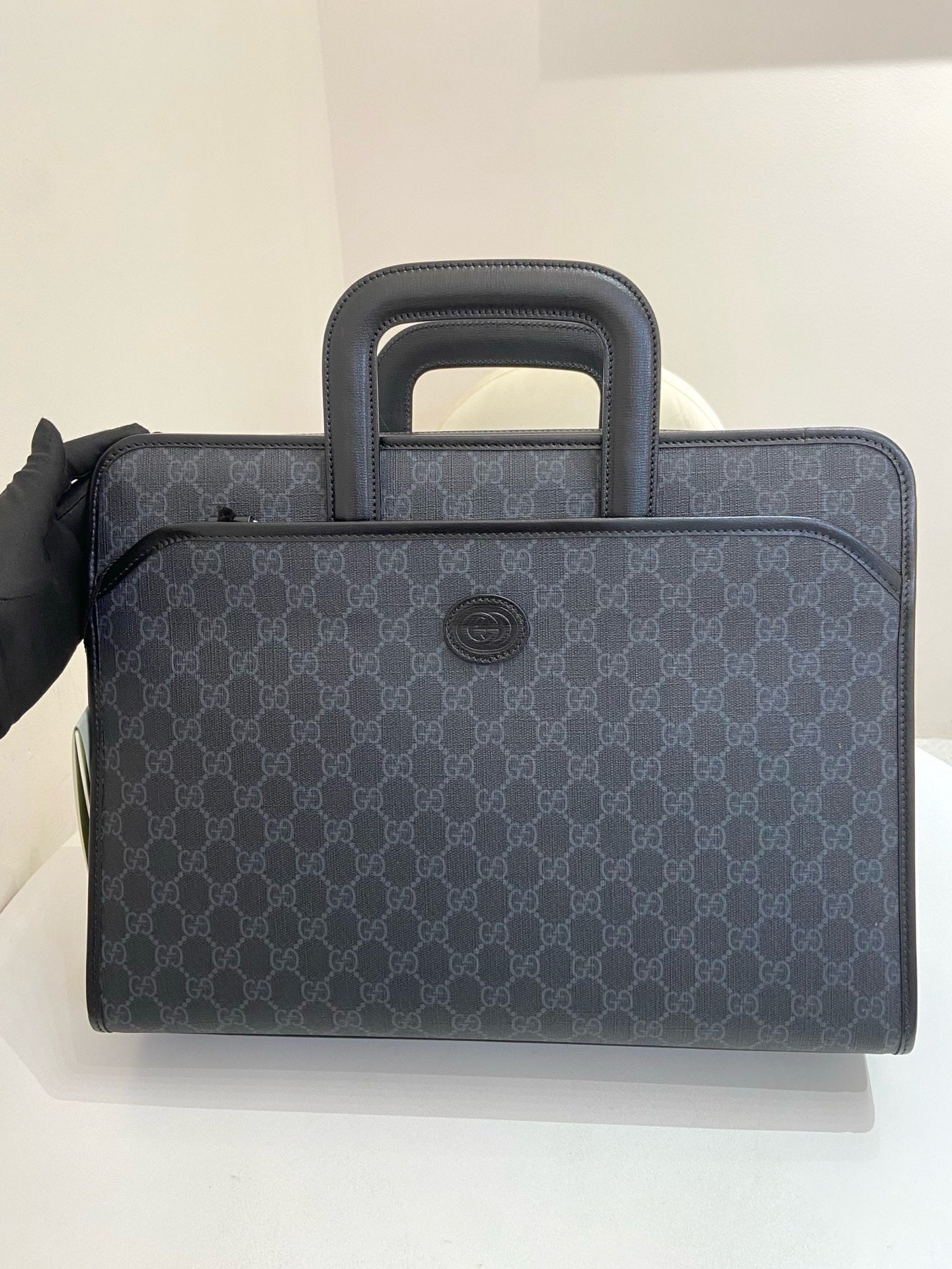 Gucci - GG Supreme Briefcase - Leather - Black - (Medium)