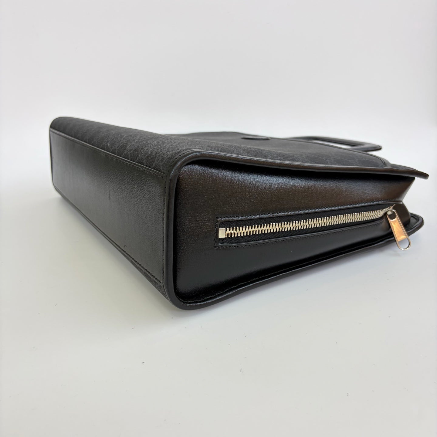 Gucci - GG Supreme Briefcase - Leather - Black - (medium)