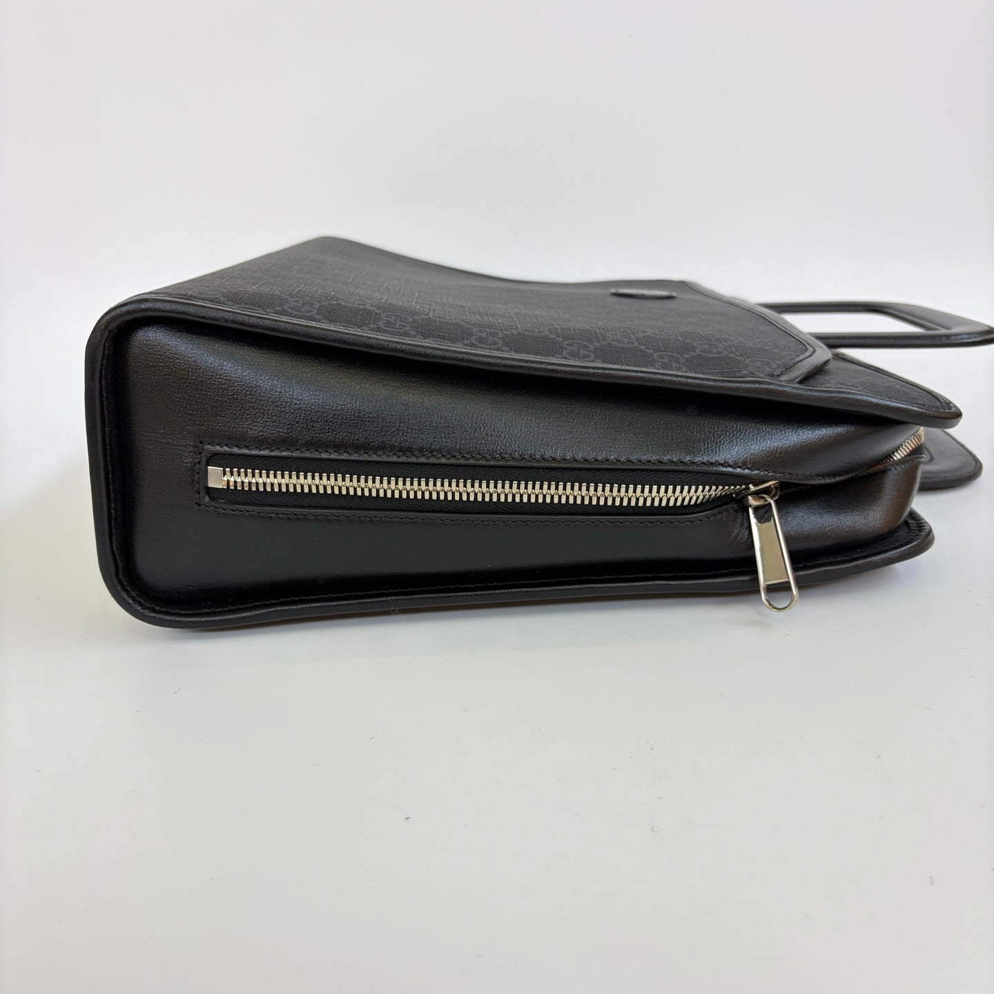 Gucci - GG Supreme Briefcase - Leather - Black - (medium)