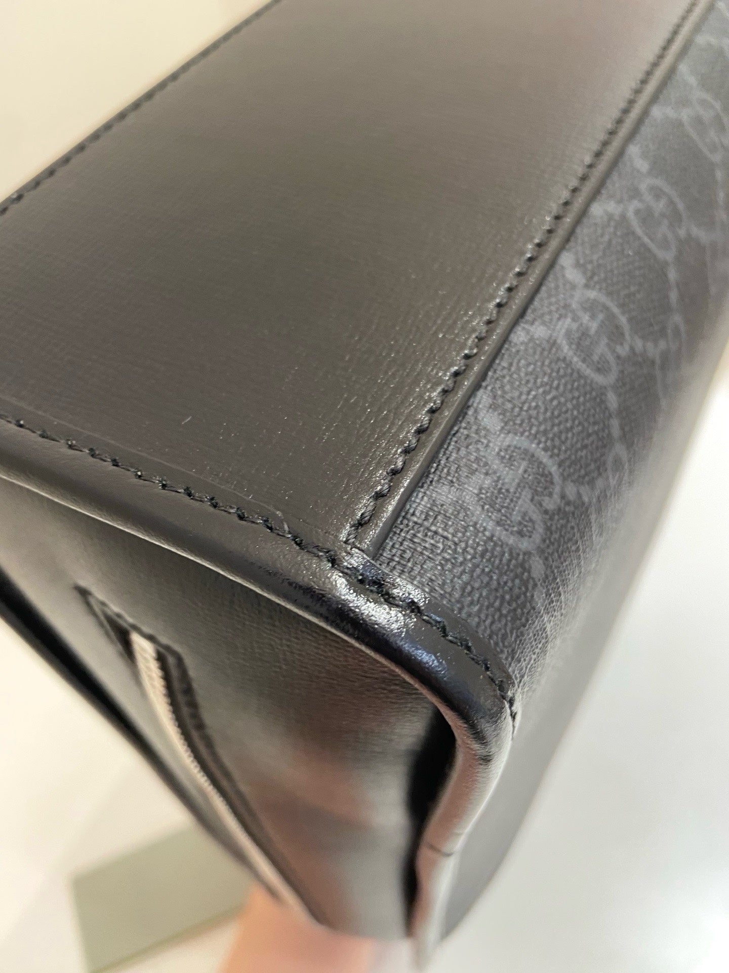 Gucci - GG Supreme Briefcase - Leather - Black - (Medium)