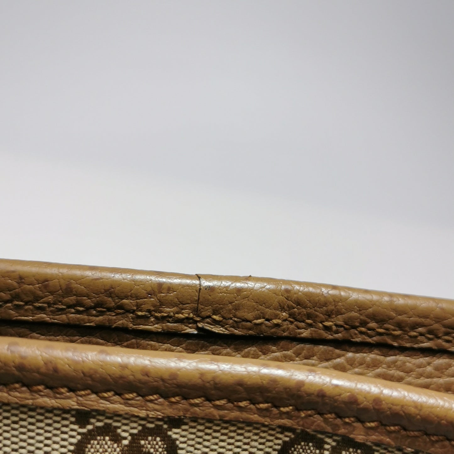 Gucci - GG Supreme Canvas Mini Tote Bag - GG Supreme canvas with pebbled leather trim - Beige and Brown - (mini)