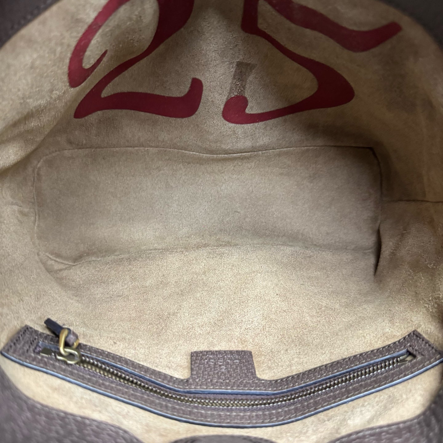 Gucci - GG Supreme Cat Print Tote - GG Supreme coated canvas with leather trim and web strap - Beige and Ebony with Multicolour accents - (small)