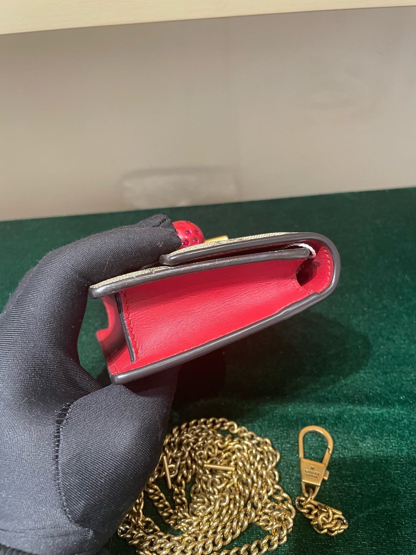 Gucci - GG Supreme Cherry Mini Bag - GG Supreme coated canvas with leather trim - Beige with Red accents and Gold-tone hardware - (mini)