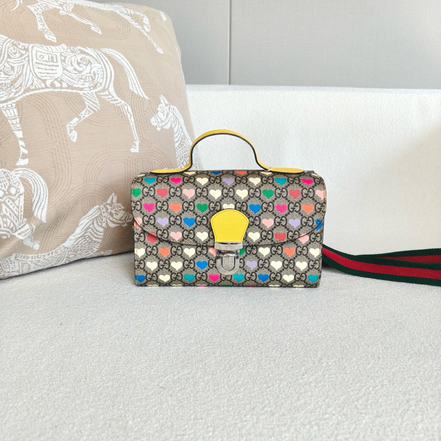 Gucci - GG Supreme Heart Print Messenger Bag - Coated canvas with leather trim - Beige with multicolour hearts, yellow accents, and red/green strap - (Small)