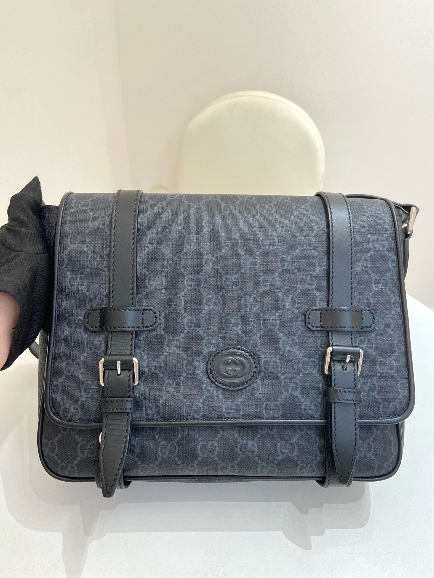 Gucci - GG Supreme Messenger Bag - Leather - Black - (Medium)