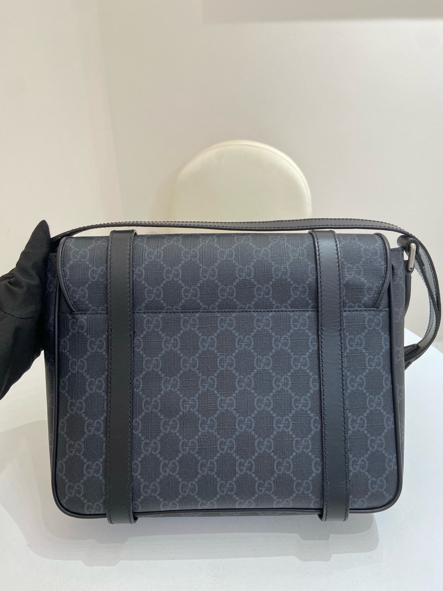 Gucci - GG Supreme Messenger Bag - Leather - Black - (Medium)