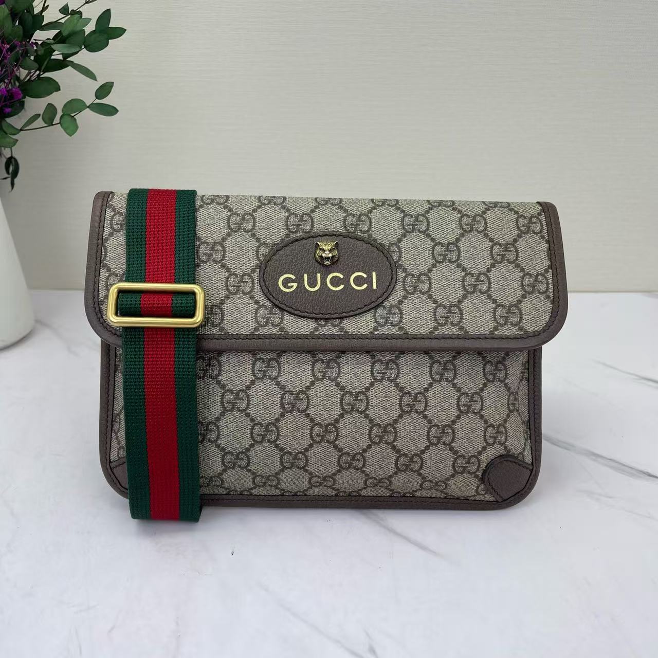 Gucci - GG Supreme Tiger Head Belt Bag - Coated canvas with leather trim and web strap - Beige and Brown with Green/Red Web - (medium)