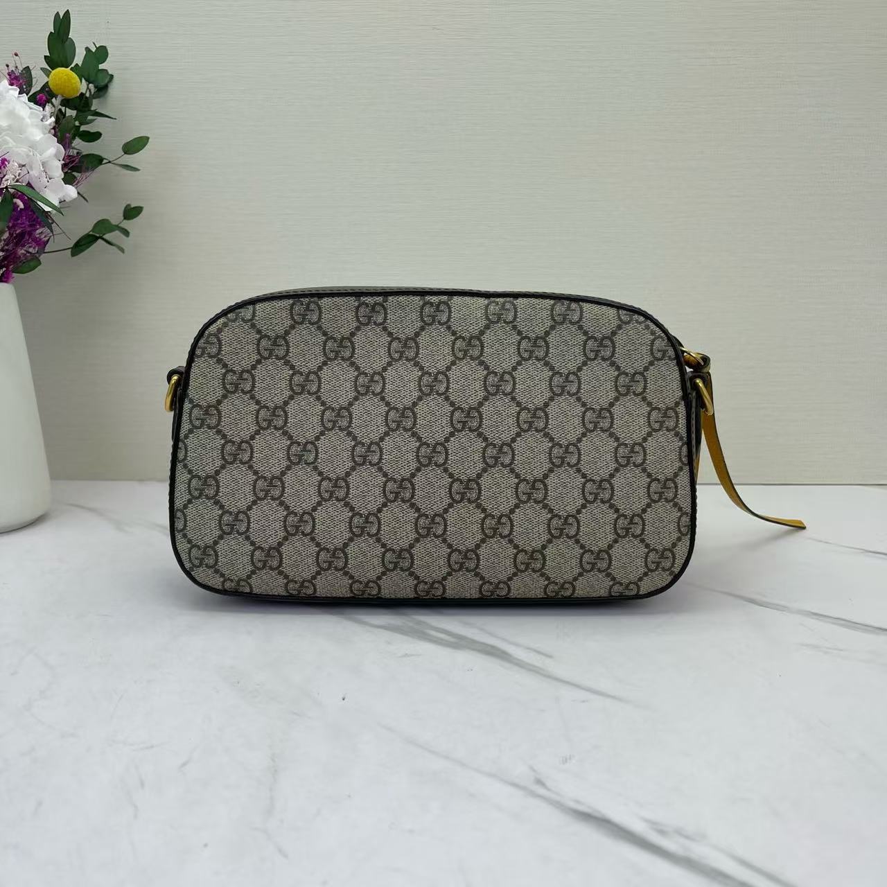 Gucci - GG Supreme Tiger Head Camera Bag - Coated canvas and leather - Beige and Brown with multicolour strap - (small)