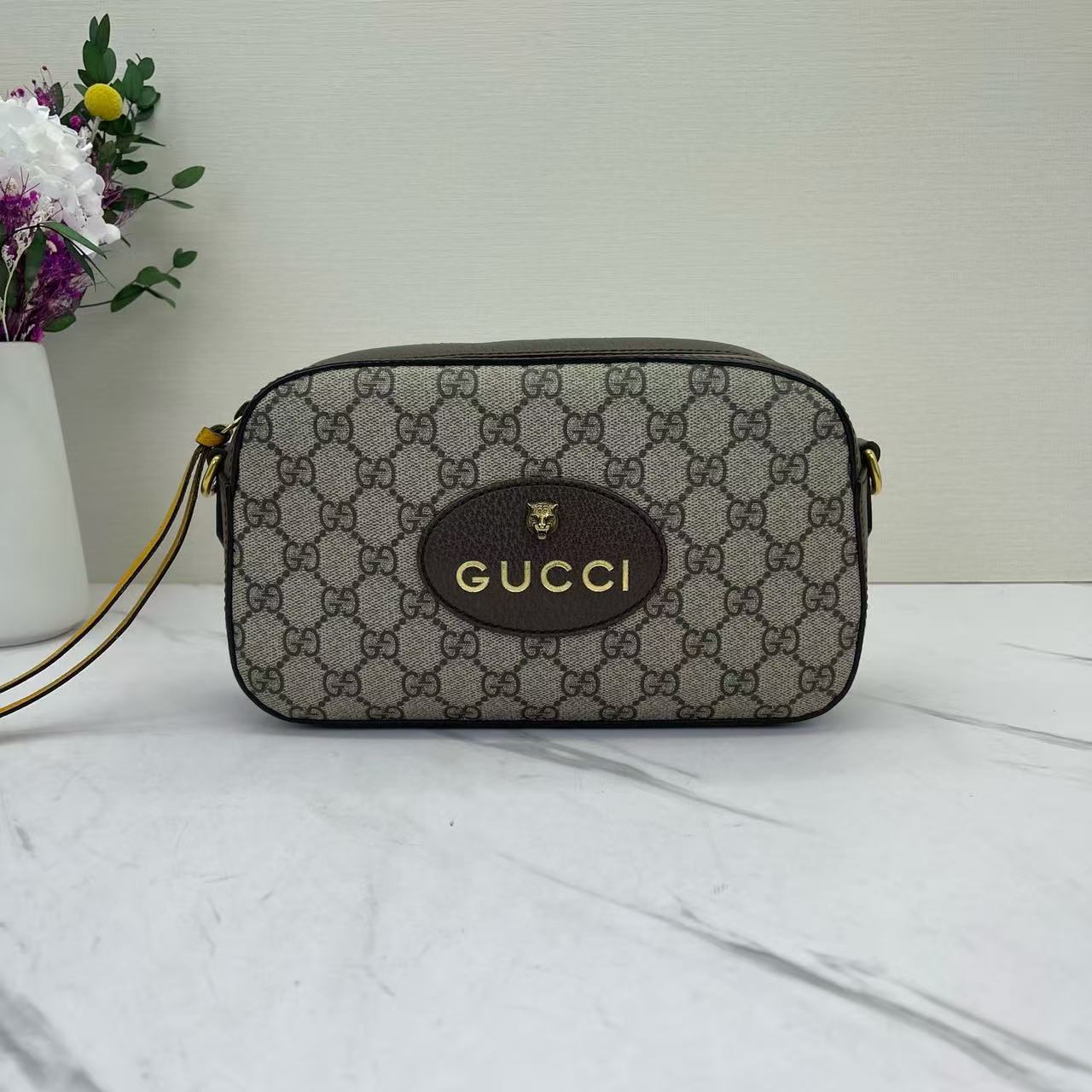 Gucci - GG Supreme Tiger Head Camera Bag - Coated canvas and leather - Beige and Brown with multicolour strap - (small)