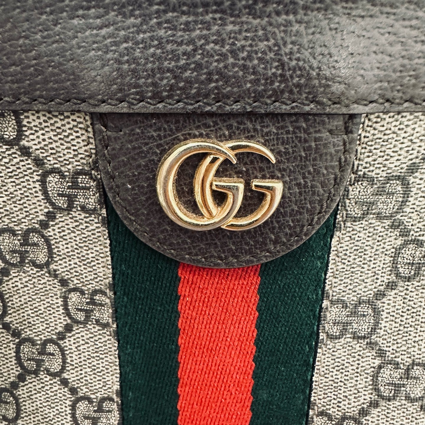 Gucci - GG Supreme Web Clip Pouch - GG Supreme coated canvas with leather trim - Brown - (small)