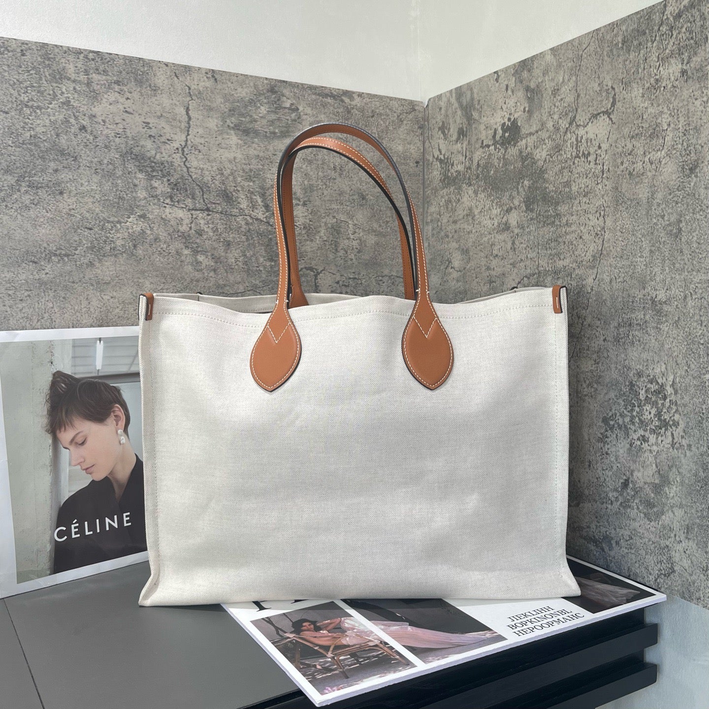 Gucci - Gucci Logo Canvas Reversible Tote - Double-sided cotton linen canvas with leather trim - Beige and Brown - (Large)