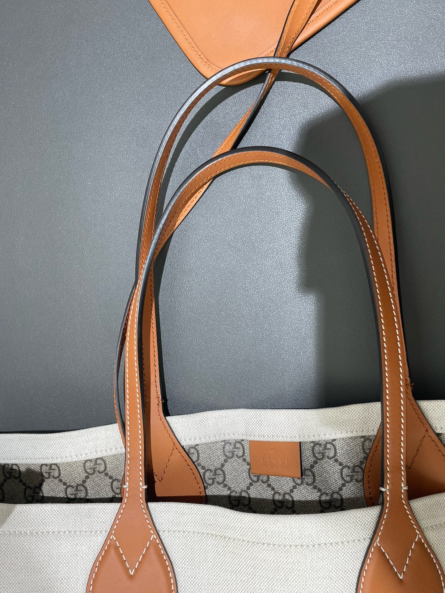 Gucci - Gucci Logo Canvas Reversible Tote - Double-sided cotton linen canvas with leather trim - Beige and Brown - (Large)