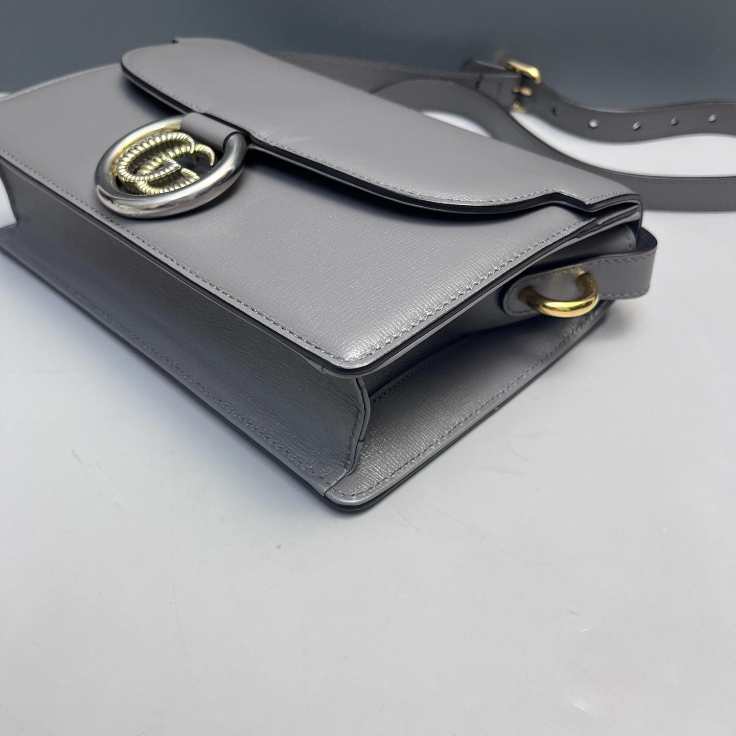 Gucci - Gucci Ring Bag - Leather - Grey - (medium)