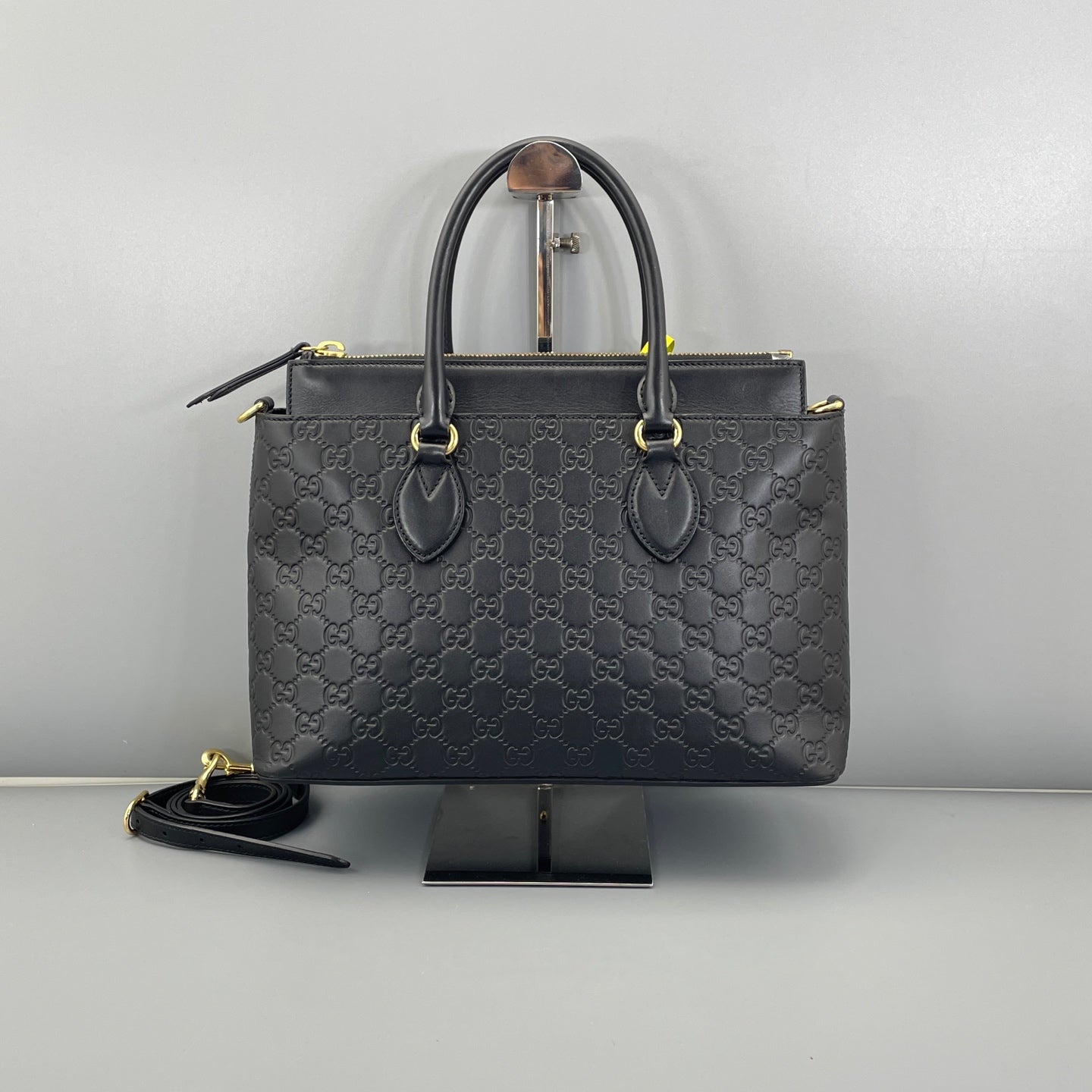 Gucci - Gucci Signature Tote Bag - Leather - Black - (Medium)