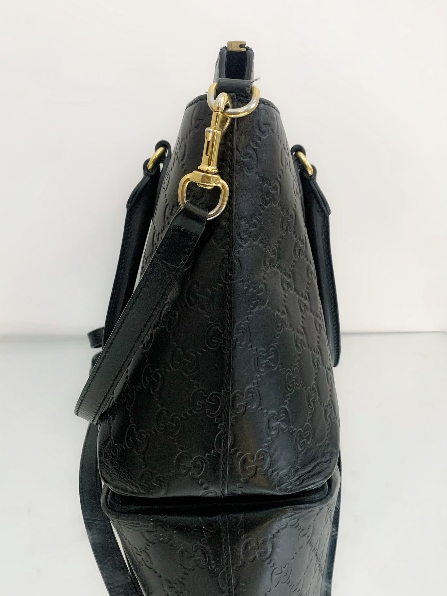 Gucci - Guccissima Leather Top Handle Tote - Leather - Black - (Medium)