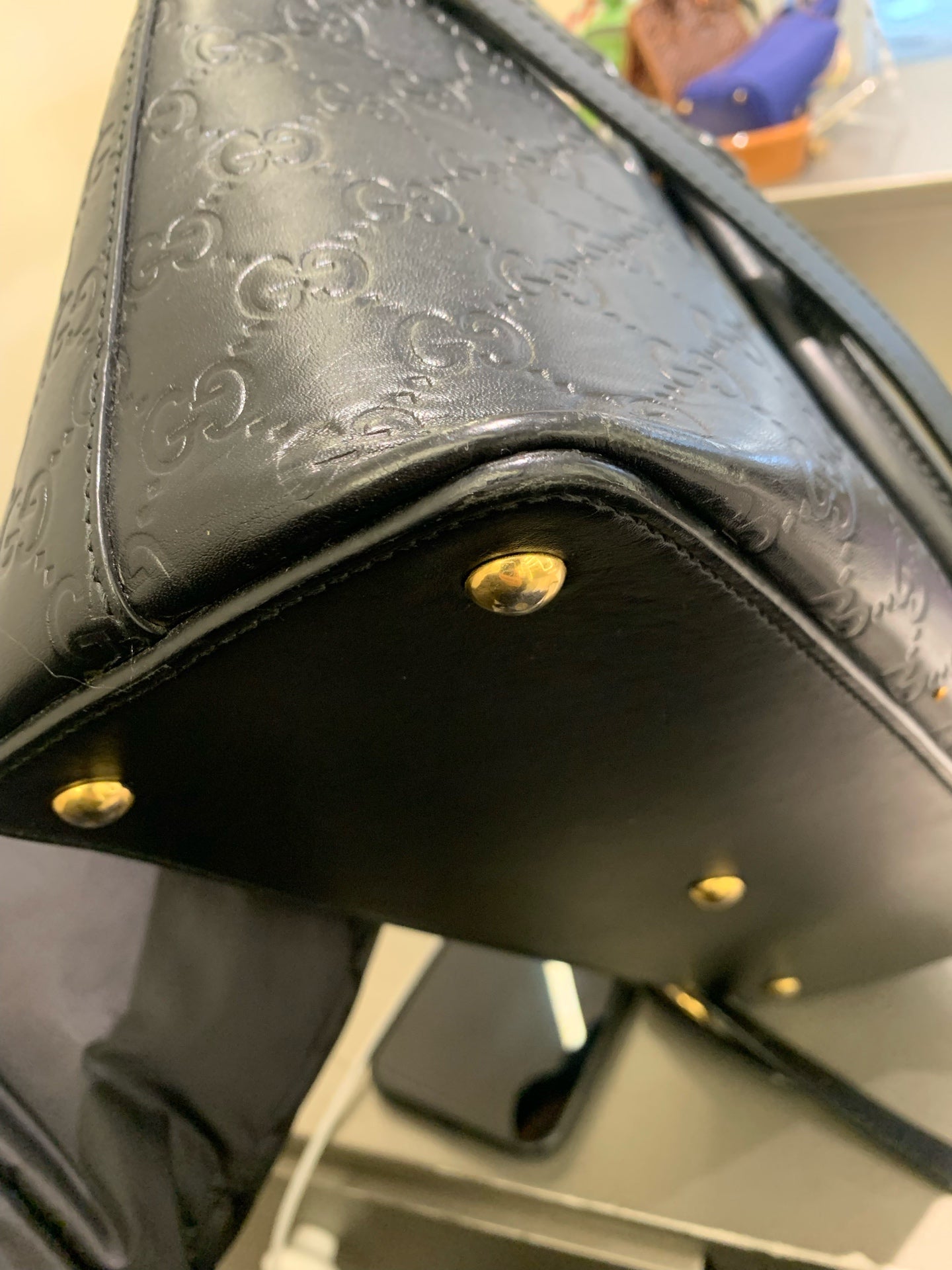 Gucci - Guccissima Leather Top Handle Tote - Leather - Black - (Medium)
